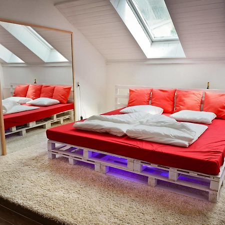 Lol Boutique Hostel City Center บูดาเปสต์ ภายนอก รูปภาพ
