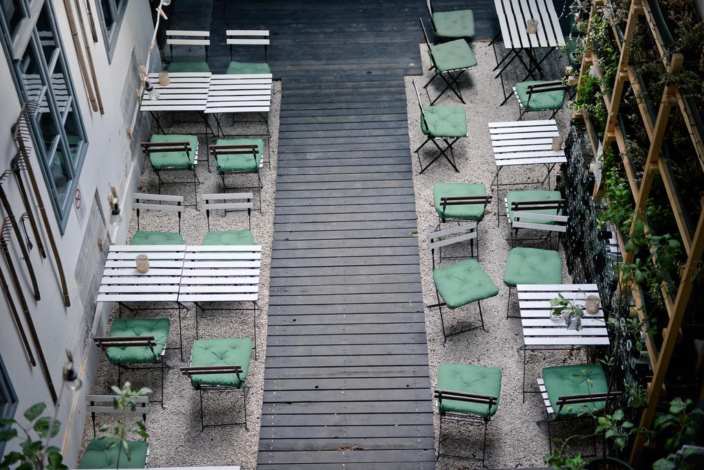 Lol Boutique Hostel City Center บูดาเปสต์ ภายนอก รูปภาพ