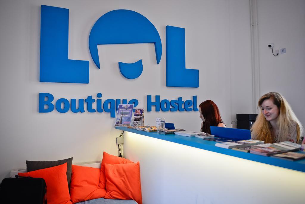 Lol Boutique Hostel City Center บูดาเปสต์ ภายนอก รูปภาพ