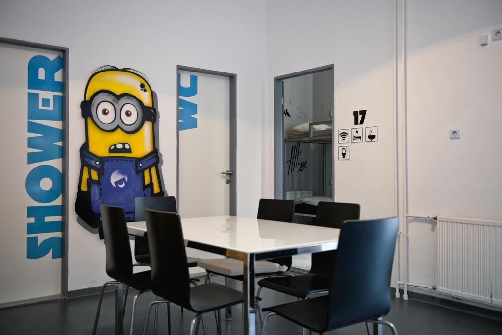 Lol Boutique Hostel City Center บูดาเปสต์ ภายนอก รูปภาพ