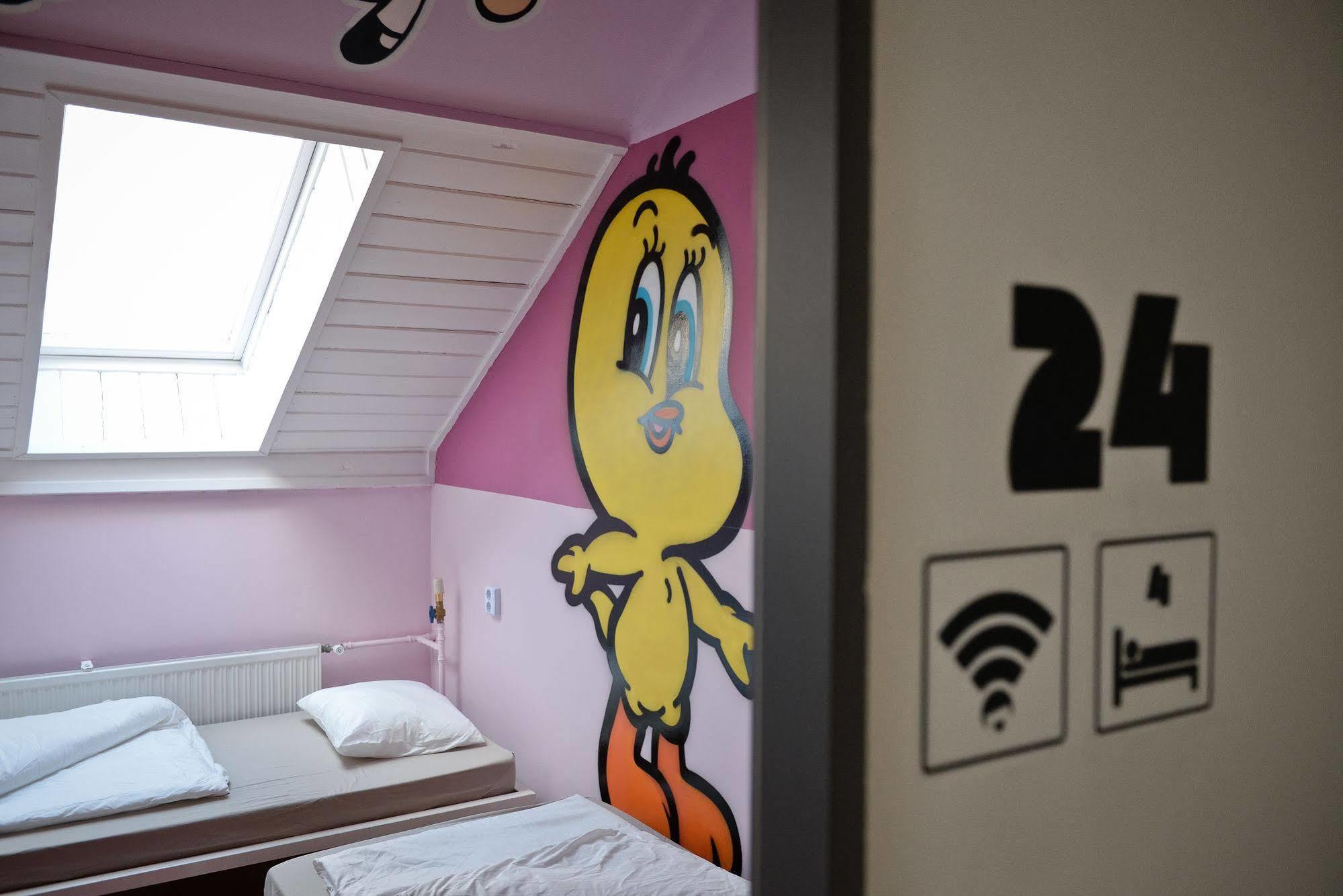Lol Boutique Hostel City Center บูดาเปสต์ ภายนอก รูปภาพ